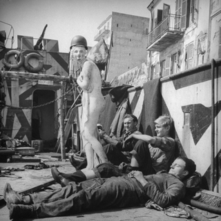 Illustration for article titled LIFE unveils unpublished photos of Allied troops fighting in Italy